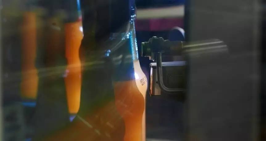 一连式喷墨喷码手艺应用示意