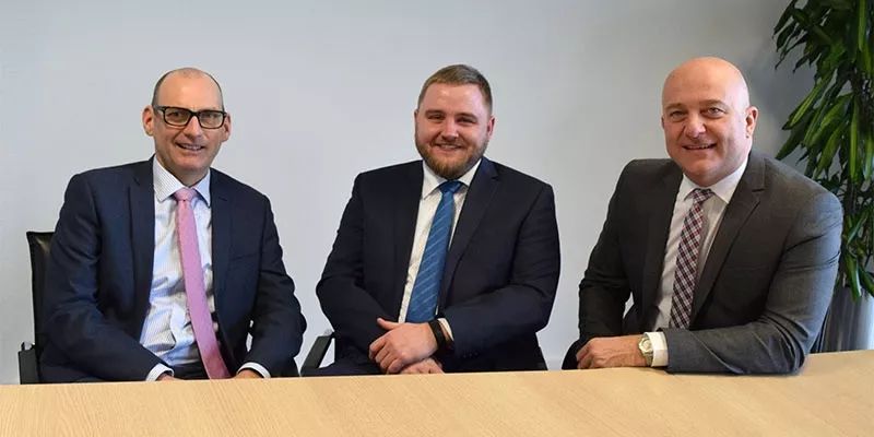 Craig Stobie，全球行业总监 Bart Vansteenkiste，全球生命科学部分司理 Volker Watzke，欧盟医疗器械部分司理