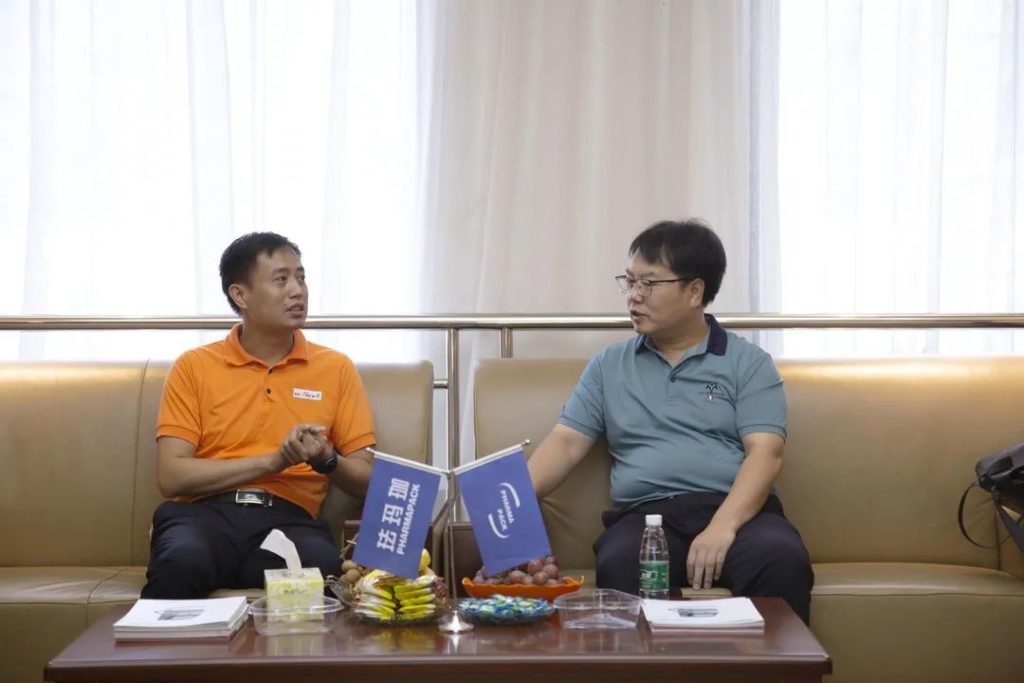 企业考察 | 新希望乳业高层团队到尊龙凯时人生就是搏举行考察交流