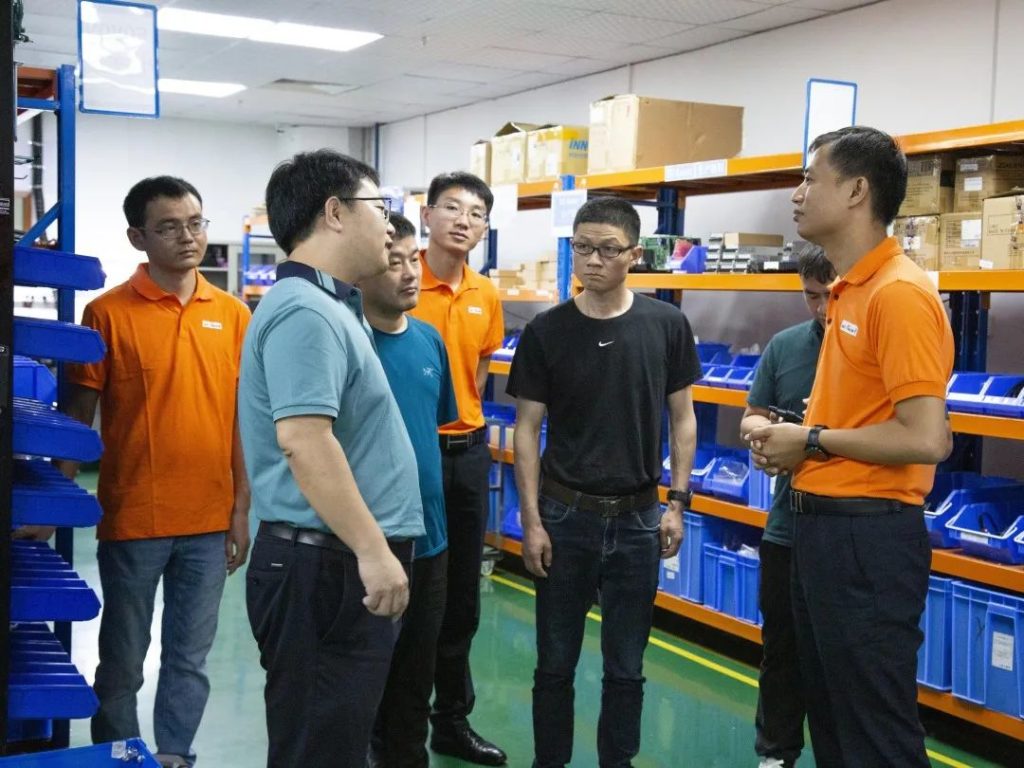 企业考察 | 新希望乳业高层团队到尊龙凯时人生就是搏举行考察交流