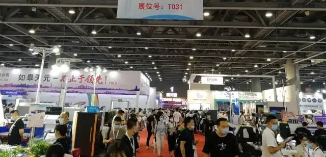 8头I3200打印机亮相！用科学支持打印生产，解决品牌客户生产“顽疾”！